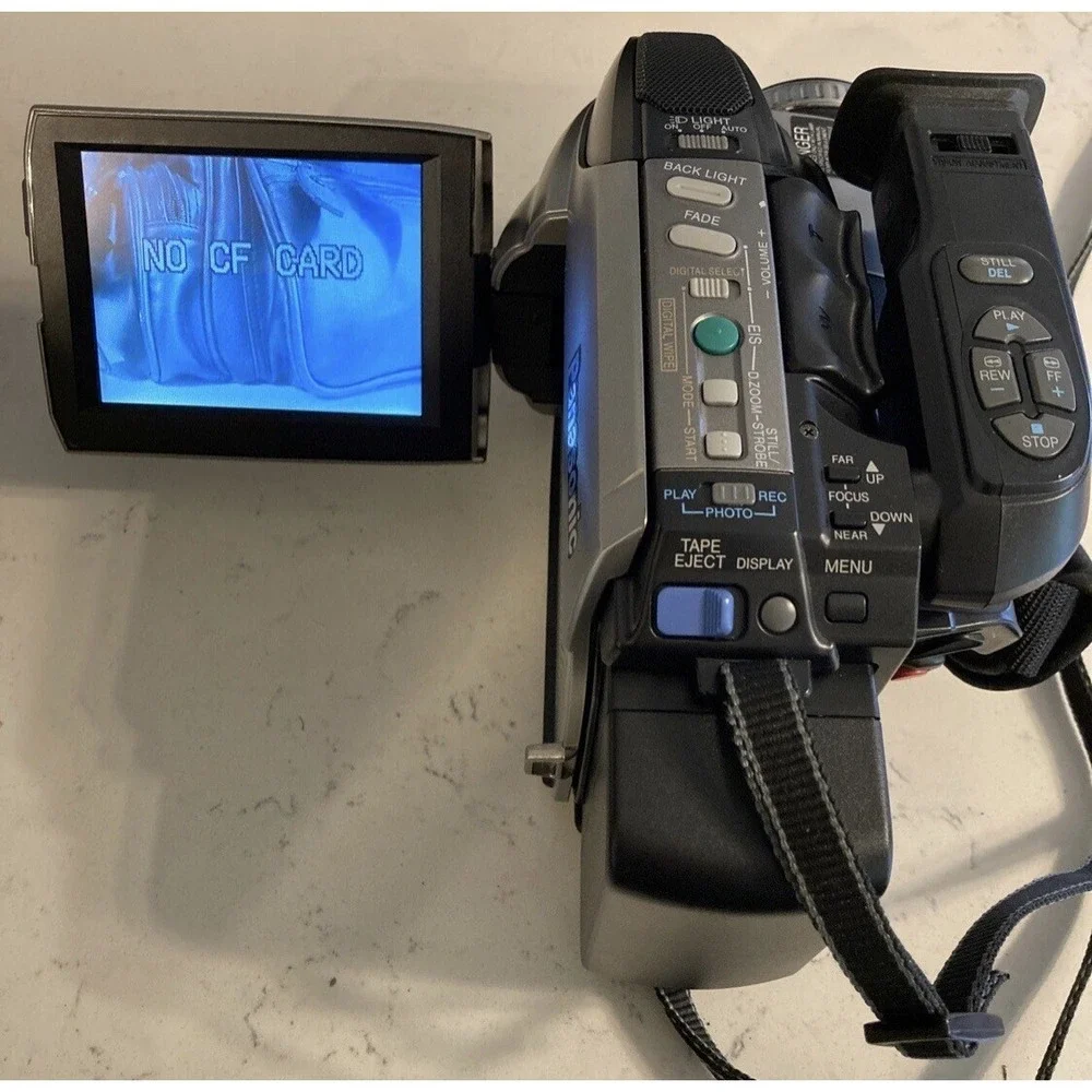 Panasonic Palmcorder 150X Digital HD PV-L501D VHS-C Palm Sight Camcorder WORKS
